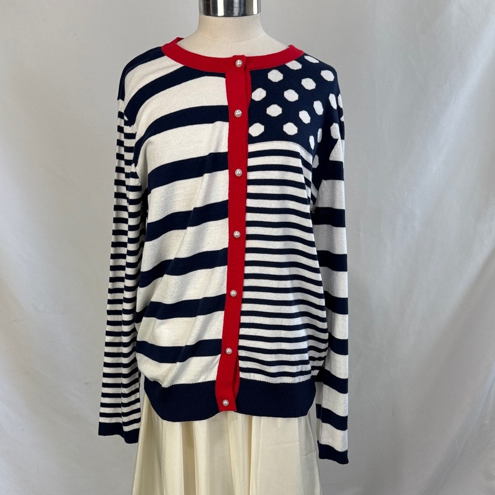 Serengeti Vintage Red White and Blue Sweater New